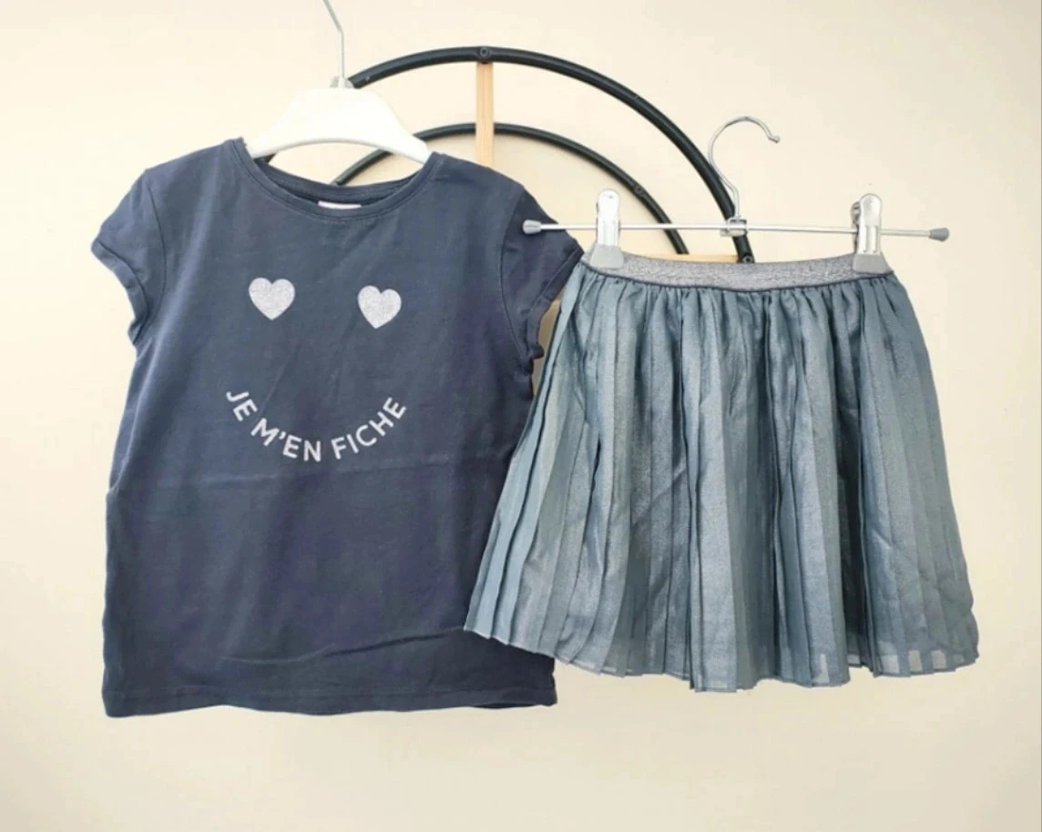 4 ans ensemble été teeshirt tape a l'oeil et jupe kiabi neuve étiquette
